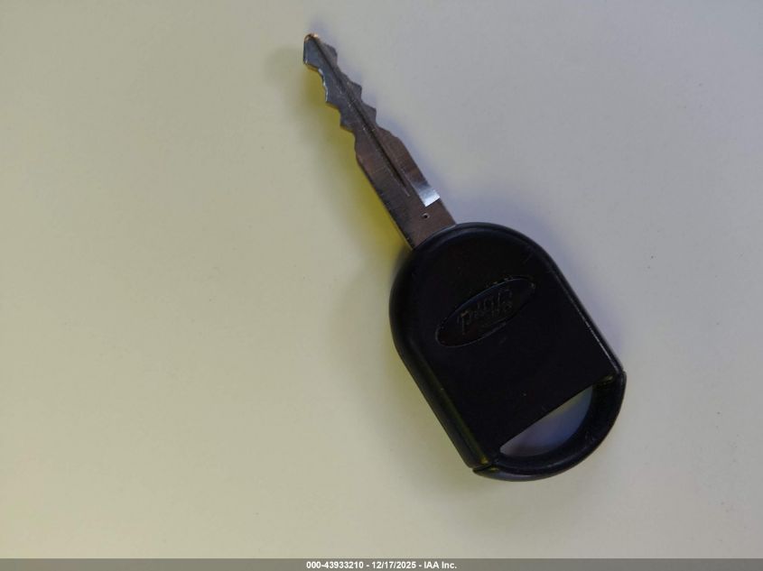 2013 Ford F-150 Xl VIN: 1FTMF1EM1DKE65012 Lot: 43933210