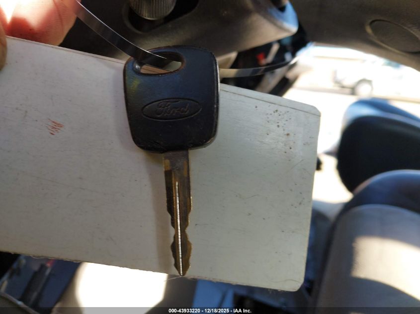 2005 Ford Excursion Eddie Bauer VIN: 1FMSU45P65EC14636 Lot: 43933220