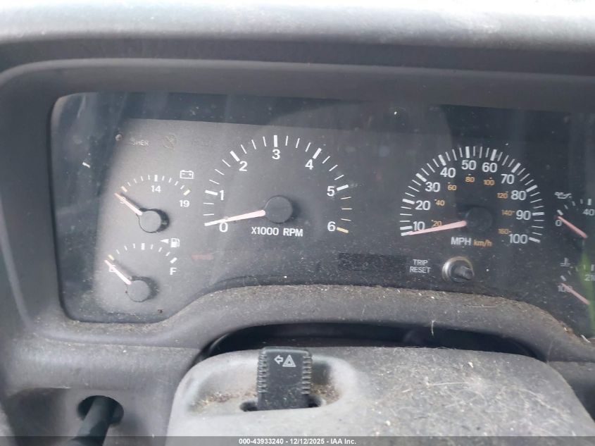 2001 Jeep Cherokee Sport VIN: 1J4FF48S11L593173 Lot: 43933240