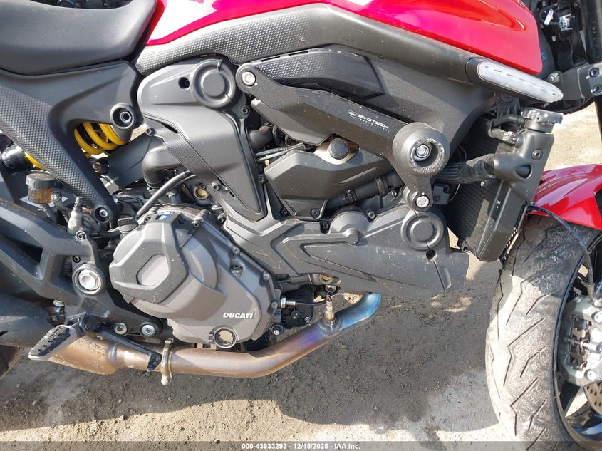 2024 Ducati Monster VIN: ZDMMAMDT9RB009411 Lot: 43933293