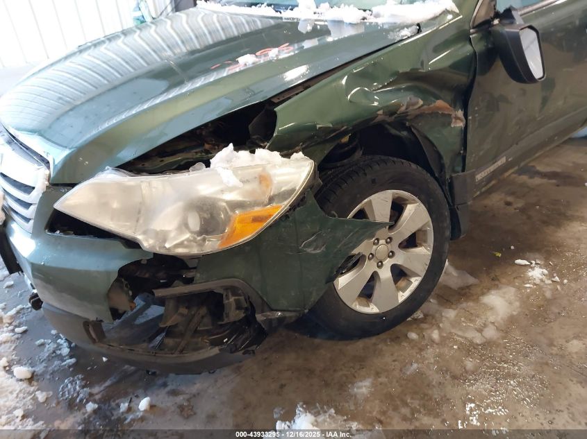 2010 Subaru Outback 2.5I Premium VIN: 4S4BRBCC4A1323975 Lot: 43933295