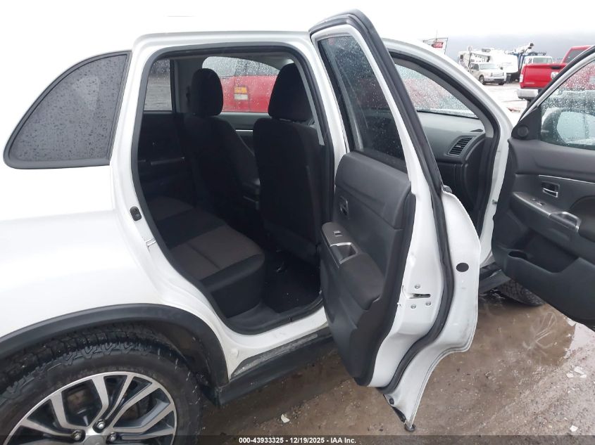 2019 Mitsubishi Outlander Sport 2.0 Es VIN: JA4AP3AU5KU011942 Lot: 43933325