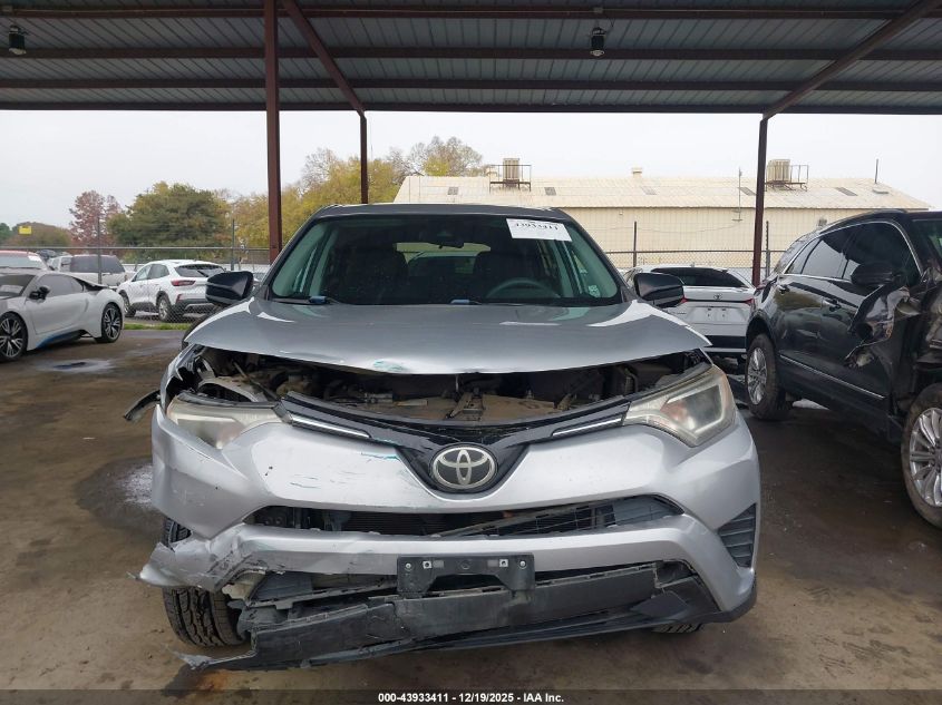 2018 Toyota Rav4 Le VIN: 2T3BFREV9JW740594 Lot: 43933411