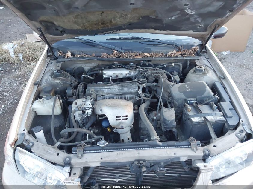 2000 Toyota Camry Ce VIN: 4T1BG22K3YU681463 Lot: 43933484