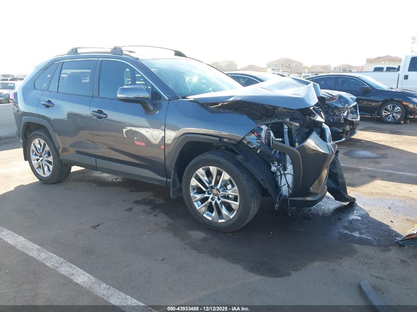 TOYOTA RAV4 XLE PREMIUM