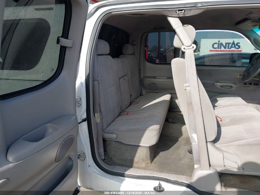 2000 Toyota Tundra Sr5 V8 VIN: 5TBRT3411YS107479 Lot: 43933490