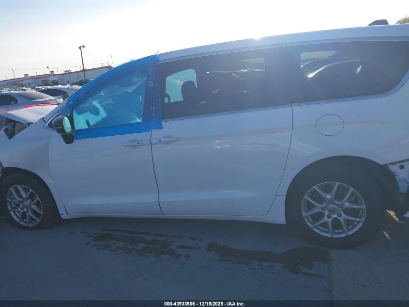 2025 Chrysler Pacifica Select VIN: 2C4RC1BG4SR530642 Lot: 43933506