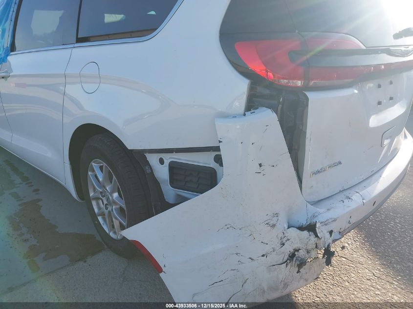 2025 Chrysler Pacifica Select VIN: 2C4RC1BG4SR530642 Lot: 43933506