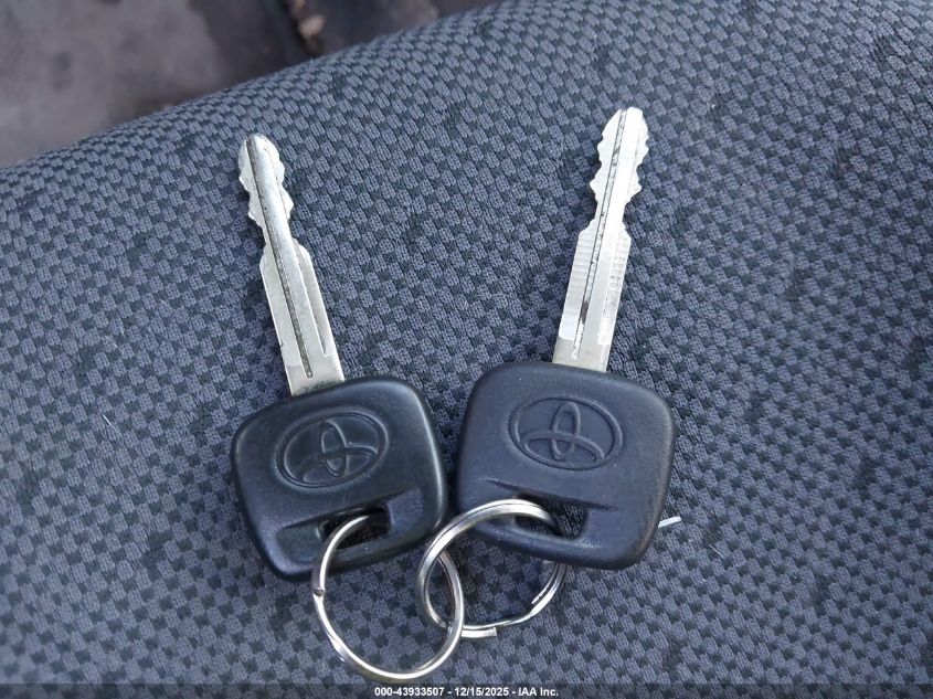 2009 Toyota Yaris VIN: JTDKT903595231300 Lot: 43933507