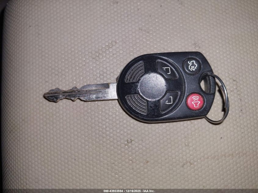 2008 Ford Escape Limited VIN: 1FMCU94158KC83404 Lot: 43933554