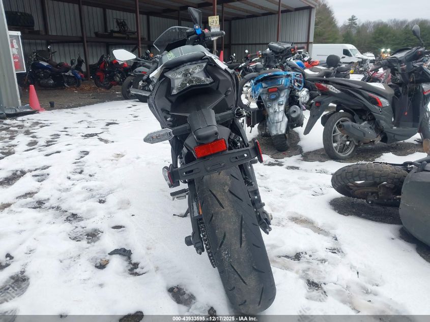 2025 Kawasaki Ex650 P VIN: ML5EXEP1XSDAG0238 Lot: 43933595