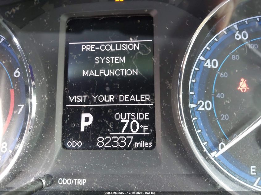 2018 Toyota Corolla Le VIN: 5YFBURHE2JP763503 Lot: 43933602