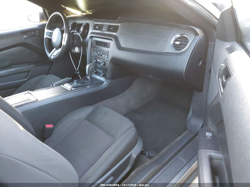 2014 Ford Mustang V6 VIN: 1ZVBP8EM8E5254822 Lot: 43933604