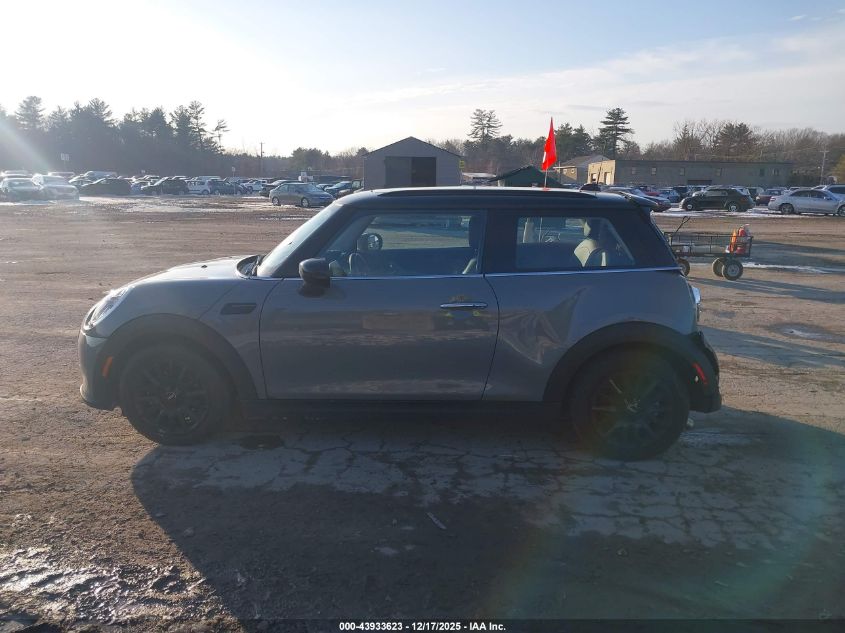 2023 Mini Hardtop Cooper VIN: WMW33DH01P2T72166 Lot: 43933623
