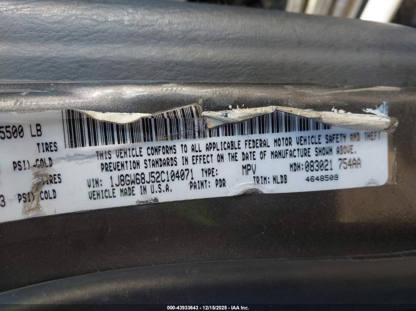 2002 Jeep Grand Cherokee Overland VIN: 1J8GW68J52C104071 Lot: 43933643