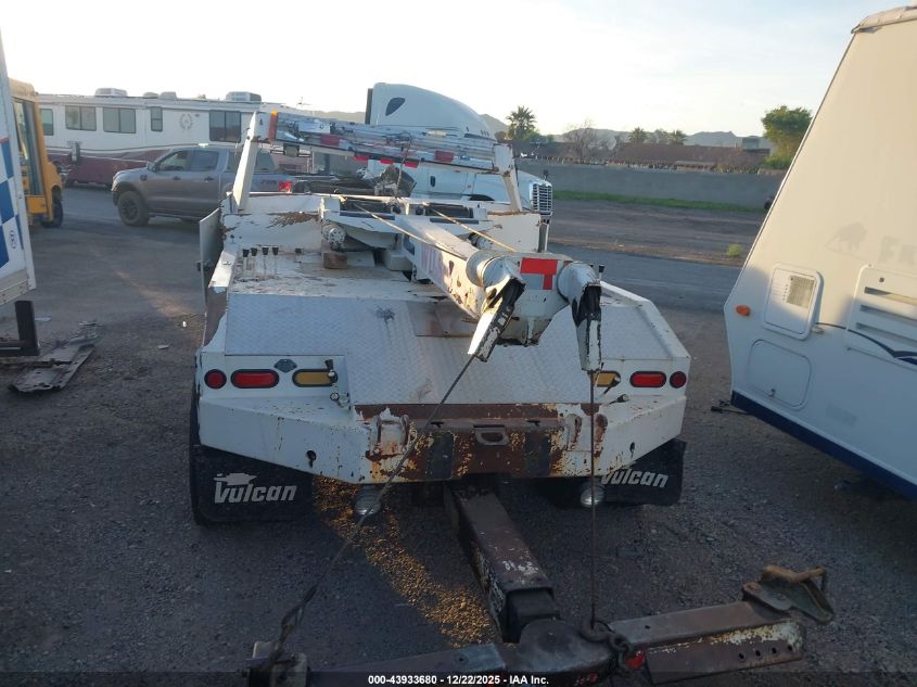 1994 GMC Topkick Tow Truck VIN: 1GDGBH1J4RJ517579 Lot: 43933680