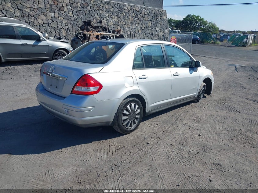 2009 Nissan Versa 1.8S