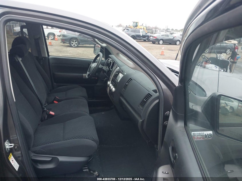 2012 Toyota Tundra Grade 5.7L V8