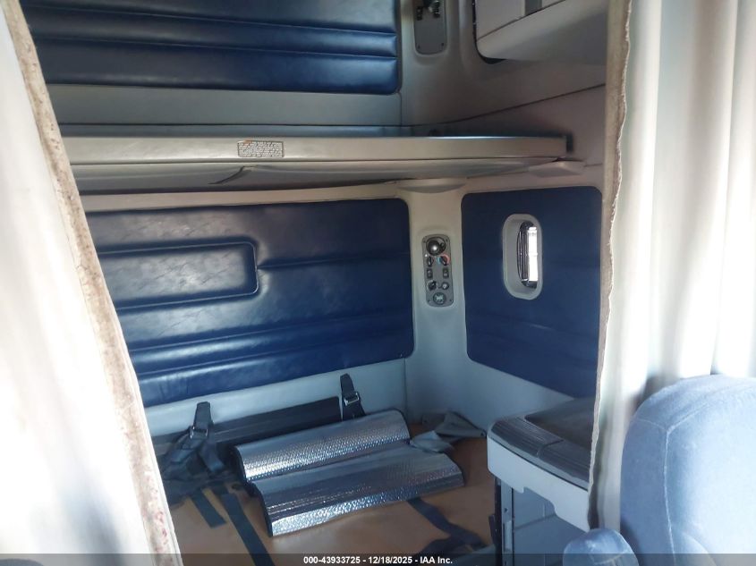 2001 Freightliner Conventional St120 VIN: 1FUYSSEB91LF24858 Lot: 43933725