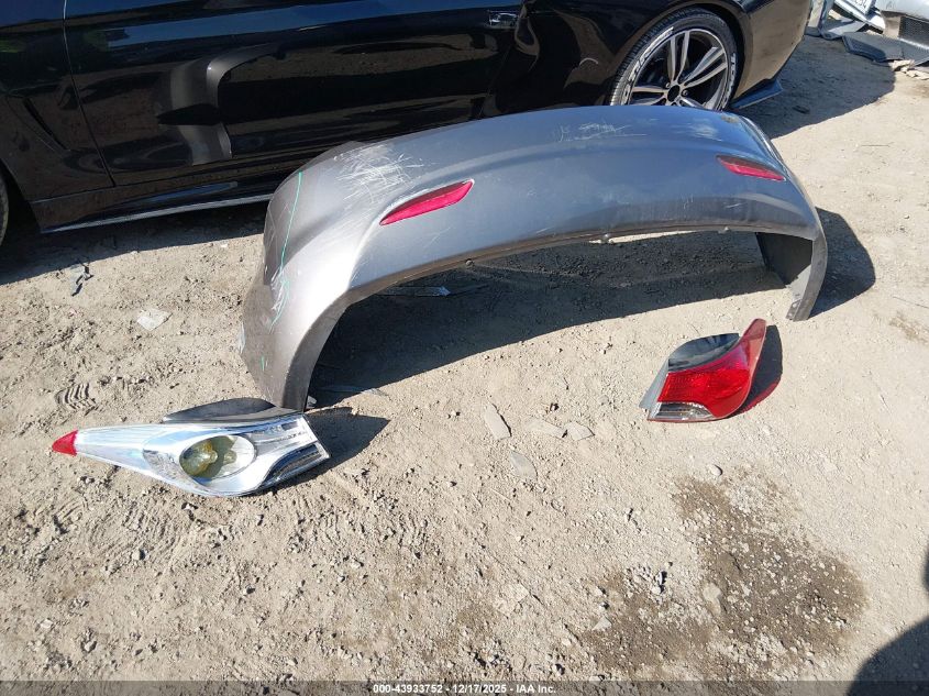 2012 Hyundai Elantra Gls VIN: 5NPDH4AE0CH102675 Lot: 43933752