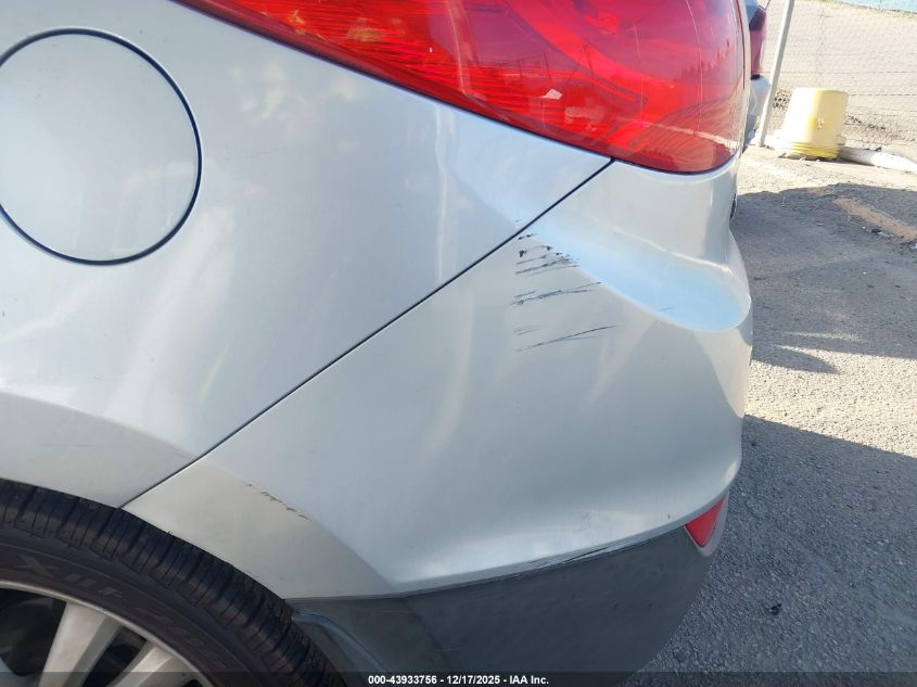 2011 Hyundai Tucson Limited VIN: KM8JU3AC2BU229905 Lot: 43933756