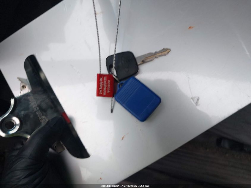 2001 Ford Explorer Xlt VIN: 1FMZU83PX1UB56667 Lot: 43933761