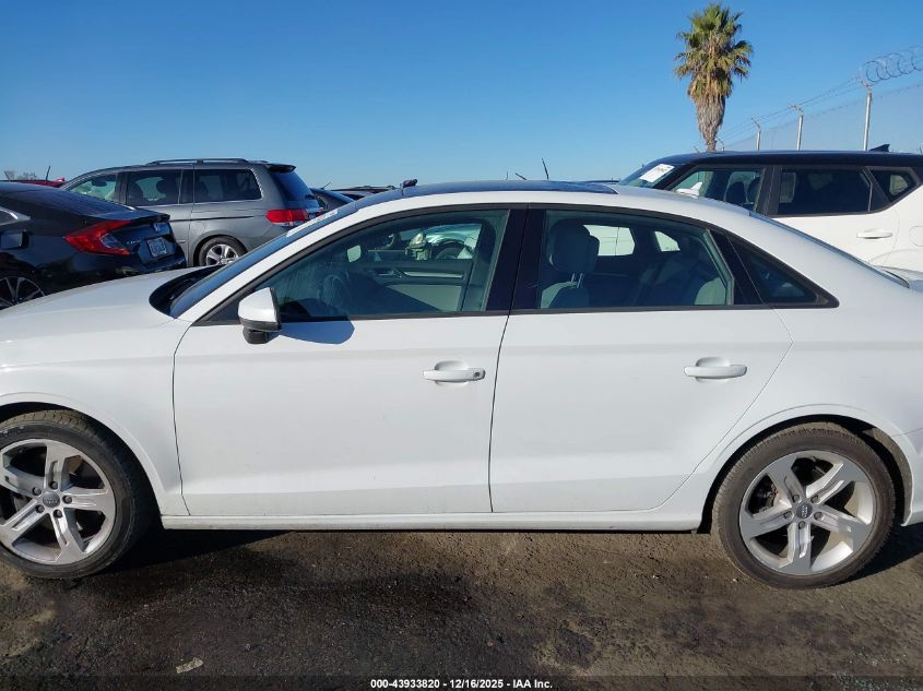 2018 Audi A3 2.0T Premium/2.0T Tech Premium VIN: WAUAUHFF7J1055931 Lot: 43933820