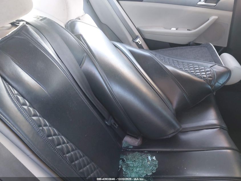 2015 Hyundai Sonata Se VIN: 5NPE24AF3FH179740 Lot: 43933846