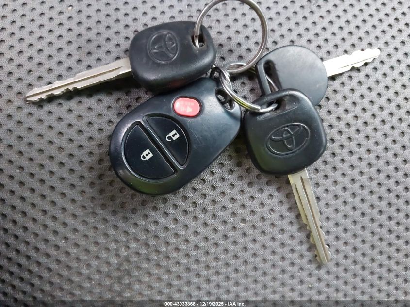 2010 Toyota Tacoma Base V6 VIN: 3TMLU4EN7AM049806 Lot: 43933868