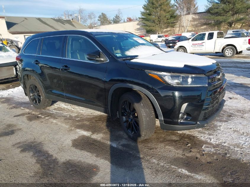 TOYOTA HIGHLANDER SE