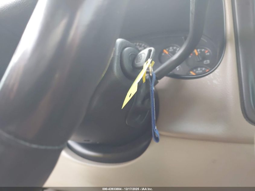 2005 Chevrolet Avalanche 1500 Z66 VIN: 3GNEC12Z35G245495 Lot: 43933884