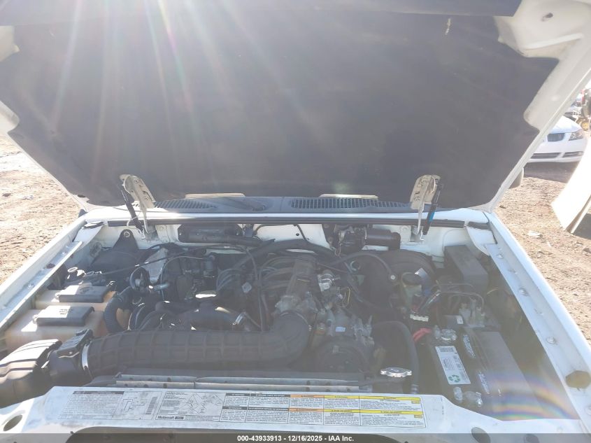 2000 Ford Explorer Xls VIN: 1FMZU62X6YZB80838 Lot: 43933913