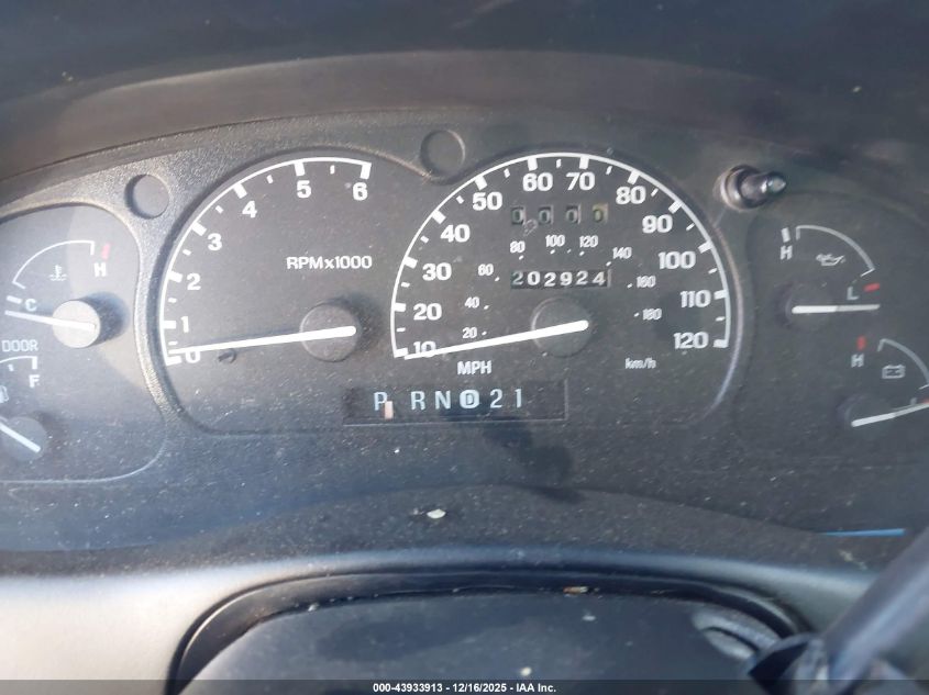 2000 Ford Explorer Xls VIN: 1FMZU62X6YZB80838 Lot: 43933913