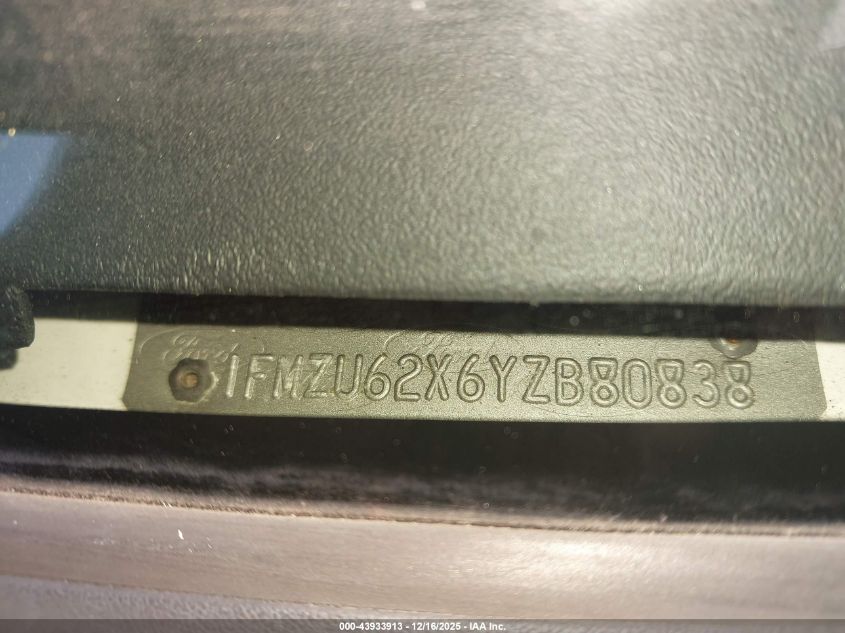 2000 Ford Explorer Xls VIN: 1FMZU62X6YZB80838 Lot: 43933913