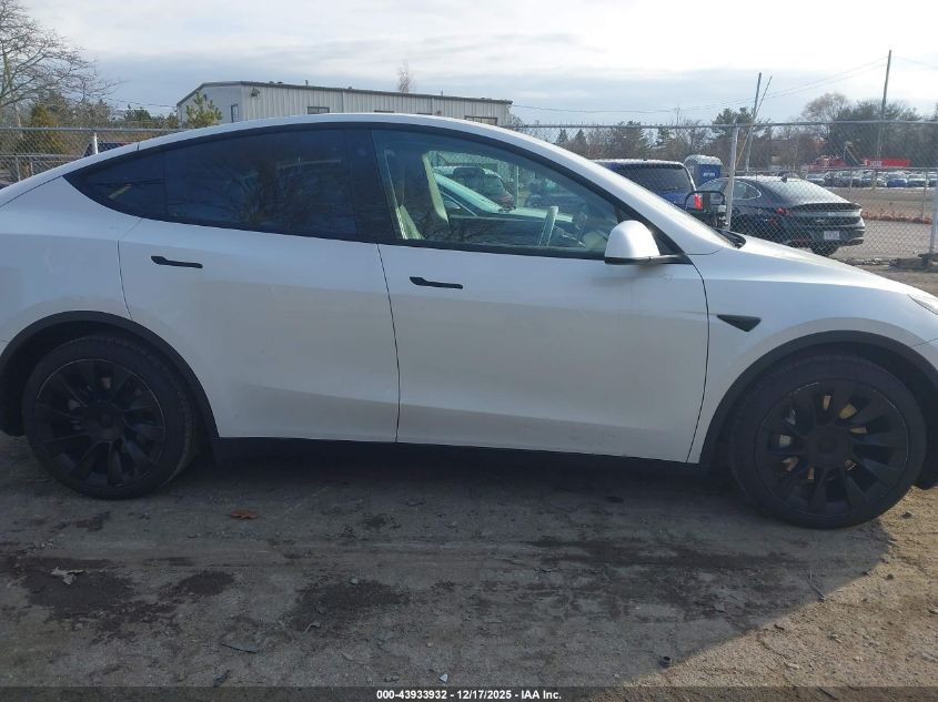 2021 Tesla Model Y Long Range Dual Motor All-Wheel Drive VIN: 5YJYGDEE3MF076930 Lot: 43933932