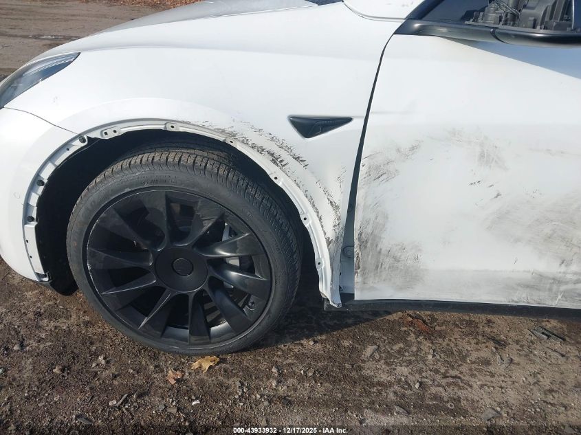 2021 Tesla Model Y Long Range Dual Motor All-Wheel Drive VIN: 5YJYGDEE3MF076930 Lot: 43933932