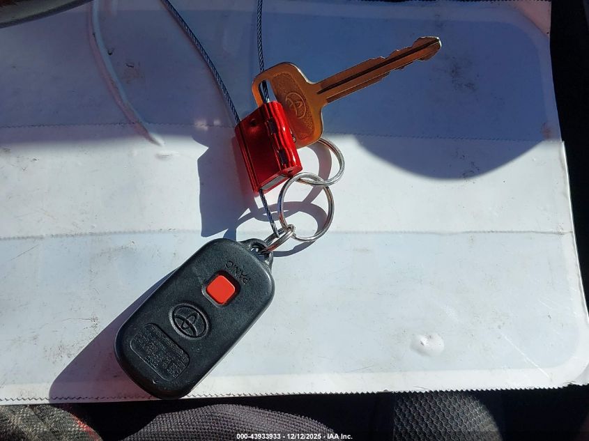 2003 Toyota Matrix Xr VIN: 2T1KR32E43C116143 Lot: 43933933