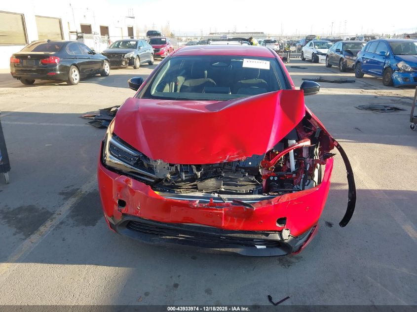2026 Toyota Prius Le VIN: JTDACAAU0T3070992 Lot: 43933974