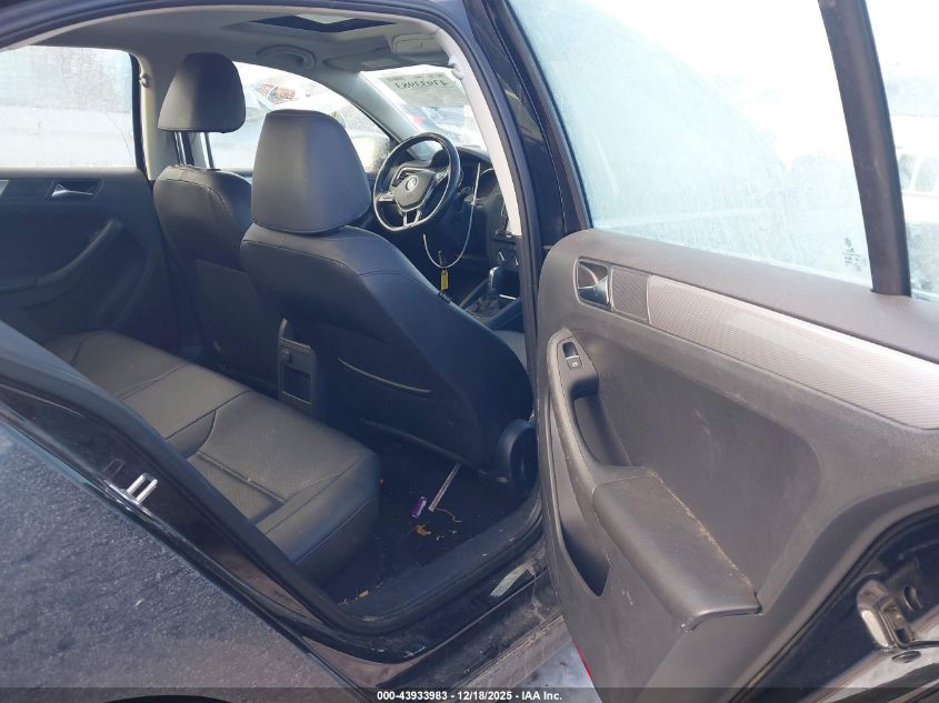 2016 Volkswagen Jetta 1.4T Se VIN: 3VWD67AJ9GM393615 Lot: 43933983