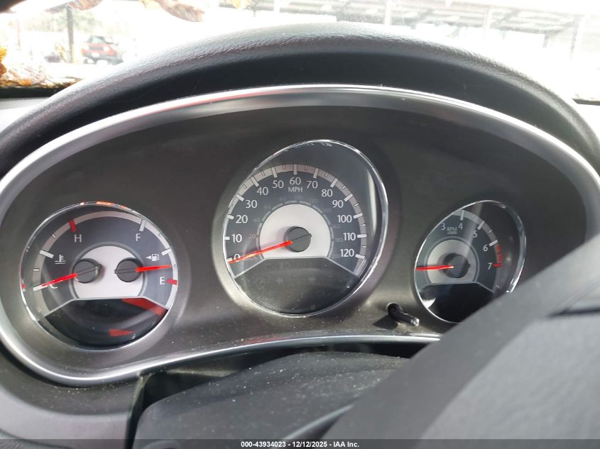 2011 Chrysler 200 Lx VIN: 1C3BC4FB3BN563957 Lot: 43934023