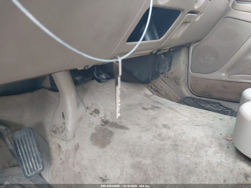 2004 Chevrolet Silverado 2500Hd Ls VIN: 1GCHC23U64F102944 Lot: 43934059