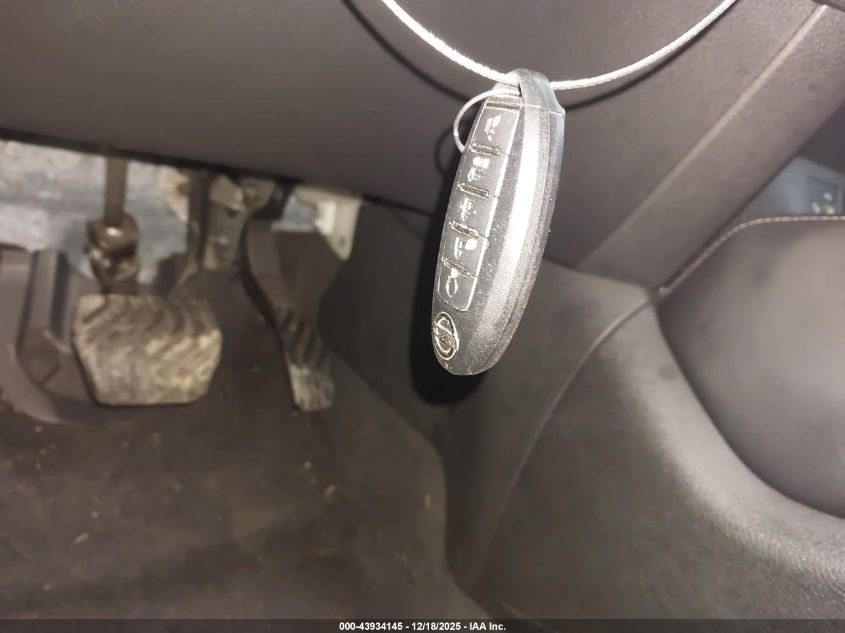 2018 Nissan Rogue Sl VIN: JN8AT2MV7JW329438 Lot: 43934145