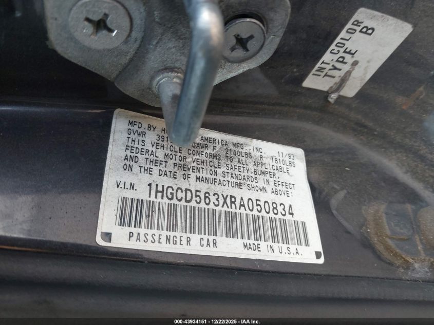 1994 Honda Accord Lx/Ex VIN: 1HGCD563XRA050834 Lot: 43934151