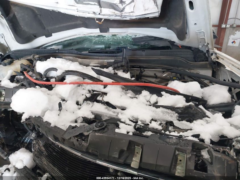 2015 Chevrolet Silverado 3500Hd Chassis Wt VIN: 1GB3KYC88FF589431 Lot: 43934171