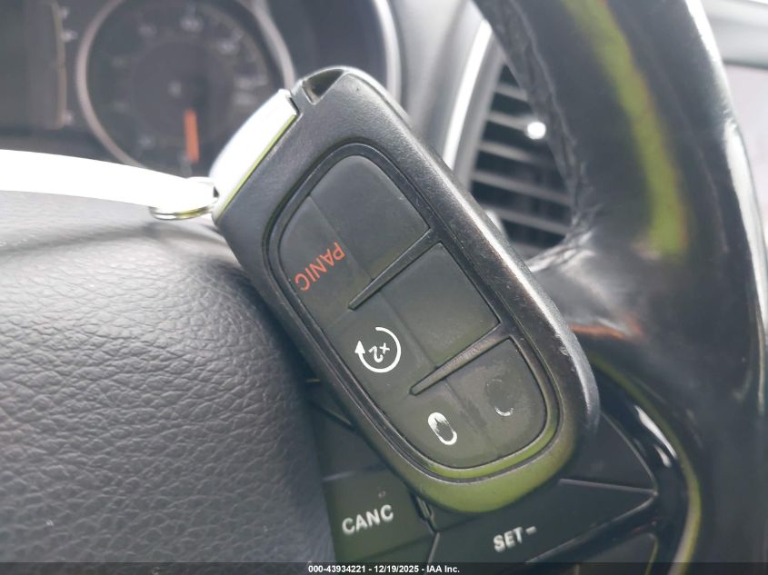 2020 Jeep Cherokee Altitude 4X4 VIN: 1C4PJMLB4LD559662 Lot: 43934221