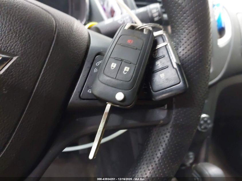 2016 Chevrolet Trax 1Ls VIN: KL7CJKSB1GB760082 Lot: 43934251