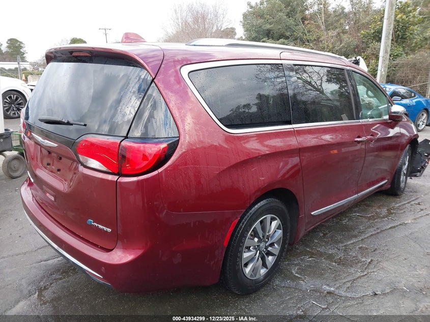 2020 Chrysler Pacifica Hybrid Limited