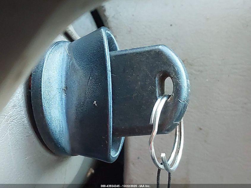 2003 Ford Taurus VIN: 1FAFP55213A225271 Lot: 43934345