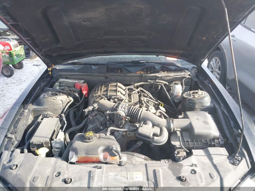 2013 Ford Mustang V6 VIN: 1ZVBP8AMXD5280942 Lot: 43934355
