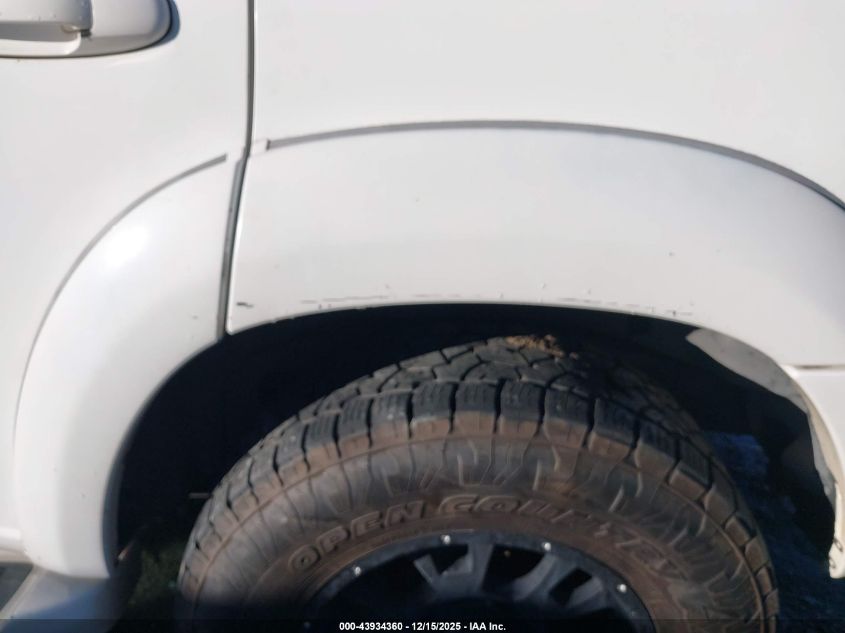 2005 Toyota Sequoia Sr5 V8 VIN: 5TDZT34AX5S250367 Lot: 43934360